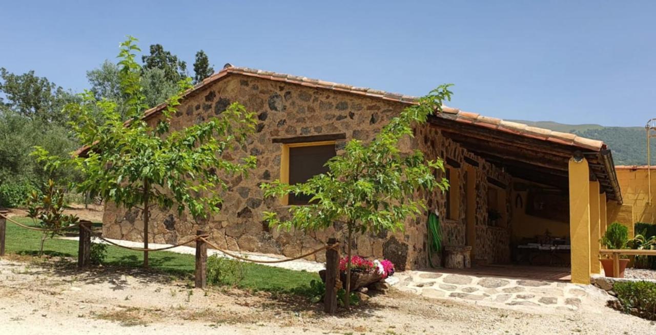 Casa Rural Las Traviesas Candeleda Exterior photo